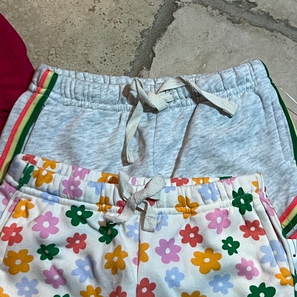 Old Navy Girls Toddler Girls 18-24M LOT Outfit Watermelon Top Floral Shorts Set - Picture 7 of 9